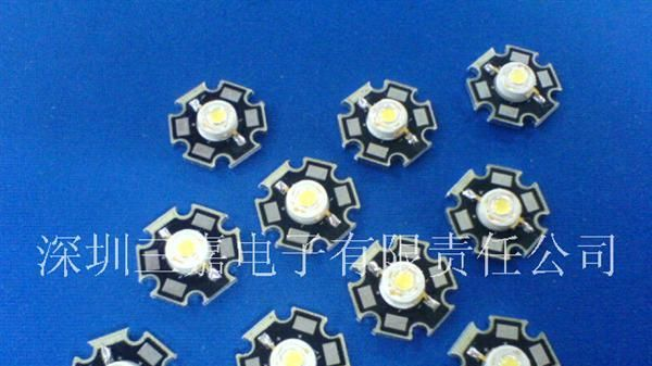 工厂直供0.5,1,3,5W大功率LED发光二极管