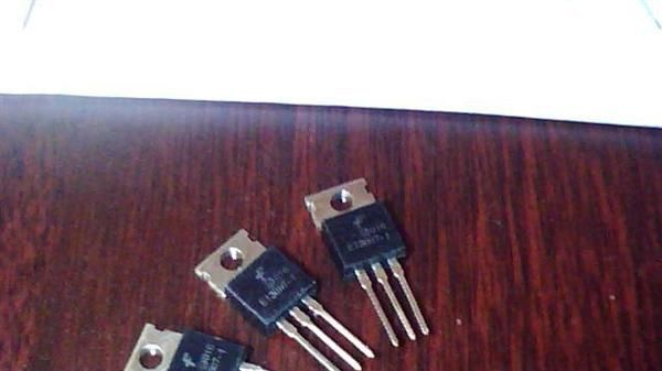 现有大量现货  J13009   三极管