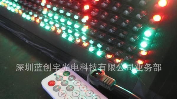 LED电子招牌 LED电子显示屏 LED字幕机 P10双色四字跑马灯字幕机
