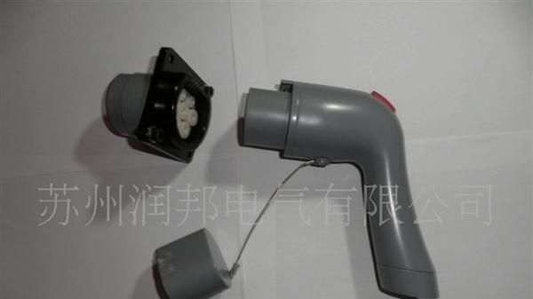 国标-电动汽车充电连接器