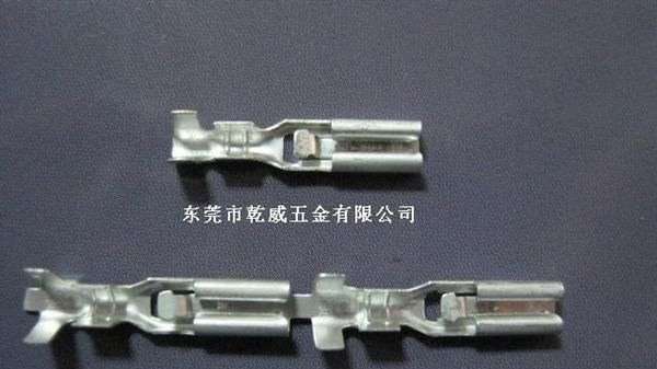 110直型底脚锁扣端子20-24AWG  黄铜镀锡端子110端子配套软硬护套
