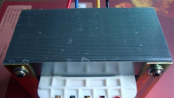 精密稳压电源变压器