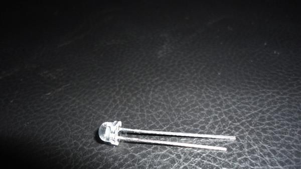 LED灯珠-F5长脚草帽厂家大甩卖了35元/K！！！！