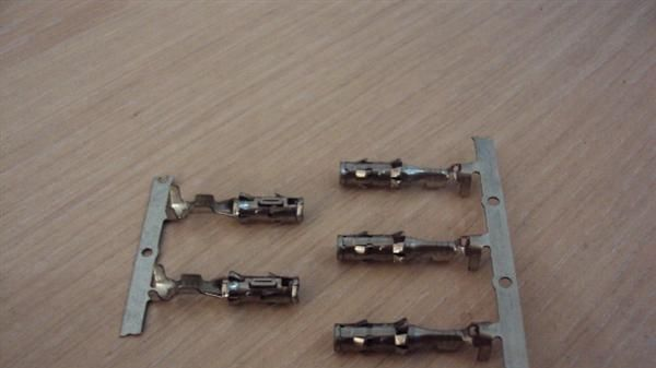 供应AMP/TYCO汽车连接器929974-1