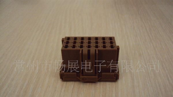 供应AMP/TYCO汽车连接器8-968975-1