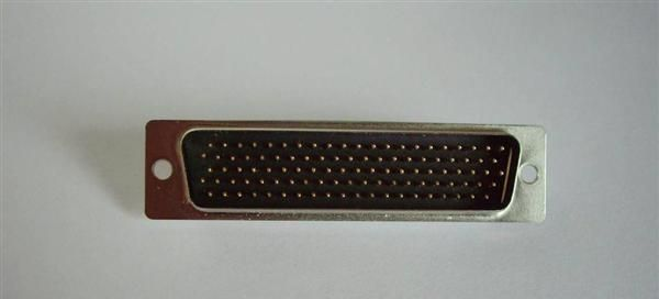 D-SUB  HDB 104P连接器公座180度焊线髙精度 DB104P焊线黑胶铆合