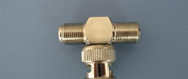 供应bnc公头转双bnc射频同轴连接器