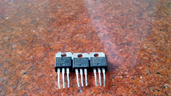供应拆机测试好可控硅BTA04-600B,BTA04-600C,BTA04-600