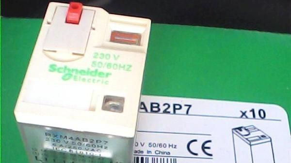 供应施耐德原装RXM系列继电器RXM3AB2P7