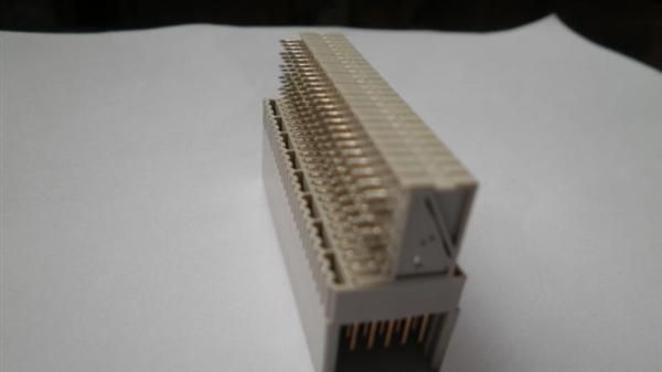 现货供应 AMP 连接器 型号106014-1