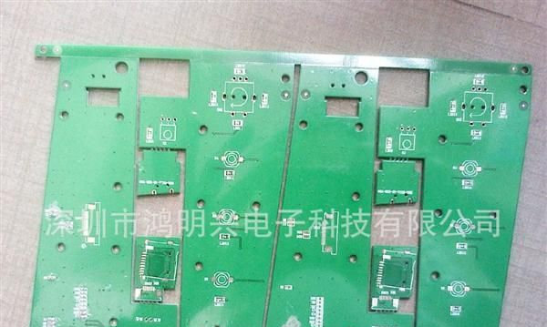 鸿明兴电子生产各种0.2-3.0厚度的线路板，深圳知名双面线路板厂