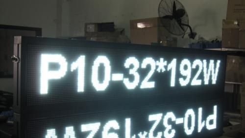 P10户外led跑马灯 led字幕机 led广告屏幕 双面led白光示屏