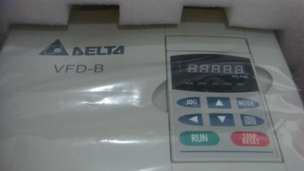 供应台达变频器   VFD075B23A