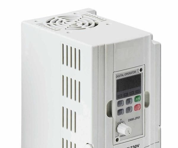 工厂订做220V输入 380V输出特殊规格变频器