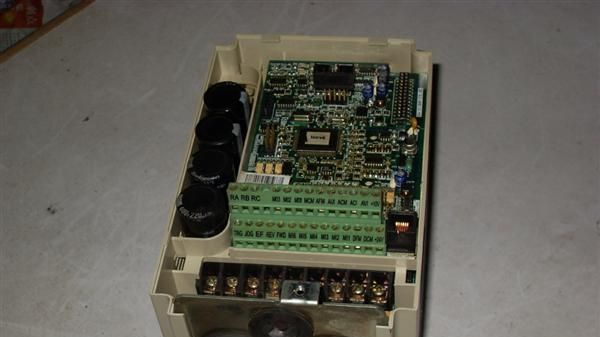 VFD015B43A-1.5KW台达通用矢量二手变频器