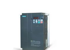 伟创变频器AC60-T3-110G/132P  110KW/380V  全新