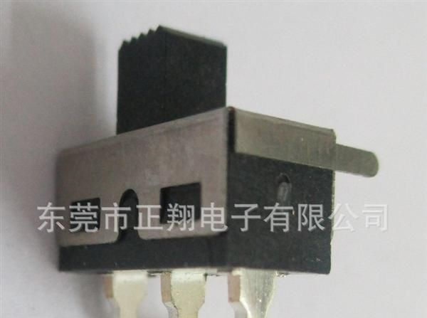 东莞供应音箱电器用带固定位弯脚两档拨动开关SS-12D06