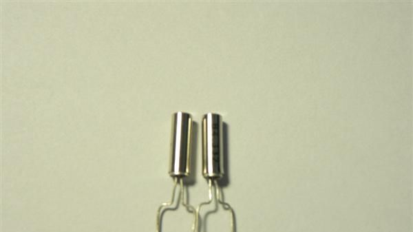 圆柱晶振 CYLINDER CRYSTAL 2*6  3*8 12.000M