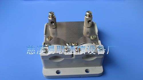 供应FC-FC光纤适配器/光纤适配器/法兰盘/光纤耦合器