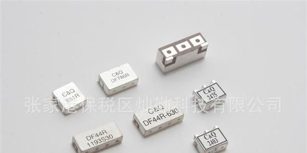 供应介质滤波器（贴片式A型)