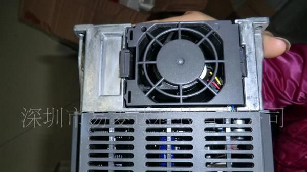 特大喜讯三菱变频器FR-E740-1.5K 超低价处理 进口三菱深圳代理