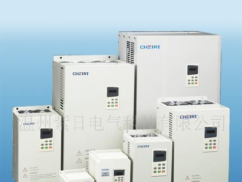 供应3相220V低压低频率变频器 0.75kW 5.5kW