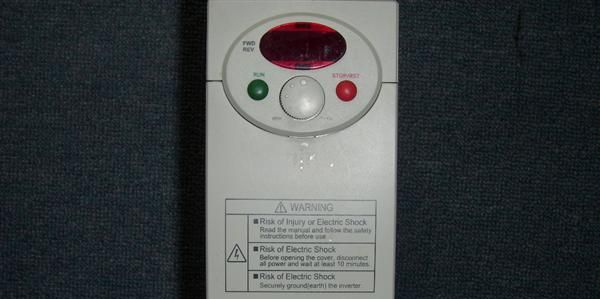LG变频器SV00811C5-1（维修）