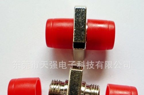 光纤适配器、SC法兰、FC法兰、ＰＣ法兰、ＡＰＣ法兰、耦合器