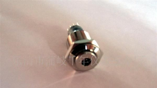 供应金属按钮开关，带灯金属按扭开关