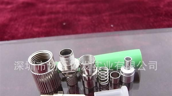 厂家直供 光纤跳线 FC光纤连接器散件 光纤尾纤