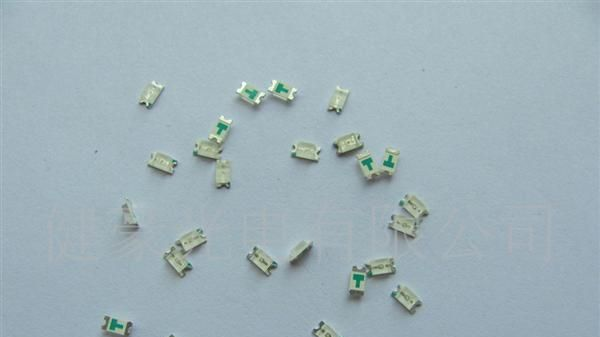 供应1206红光高亮贴片LED发光二极管