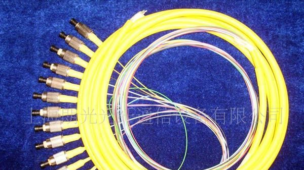 厂家优质供应FC、SC、LC等类型束状光纤连接器