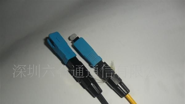 厂家直销SC/PC热熔式快速连接器