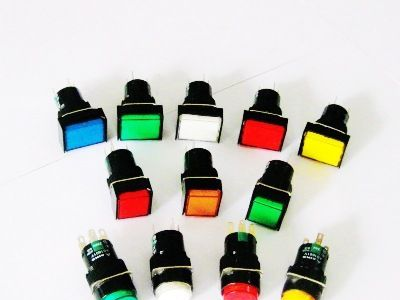 供应 AIKS 爱克斯按钮 AS1601Y-22TD 12V 绿色8脚 带灯带自锁
