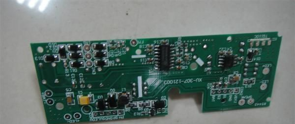 设计加工调频收音机野营灯线路板，收音机野营灯驱动板 pcb