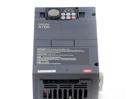 全新原装三菱变频器FR-A740-90K 高功能矢量控制型变频器深圳代理