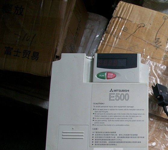 日本三菱变频器FR-E540-0.75K-CHT