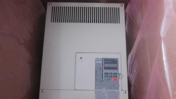 供应安川 变频器 CIMR-AB4A0139