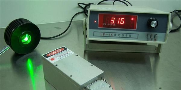 单横模，3W绿光激光器，532nm，进口LD，高可靠性