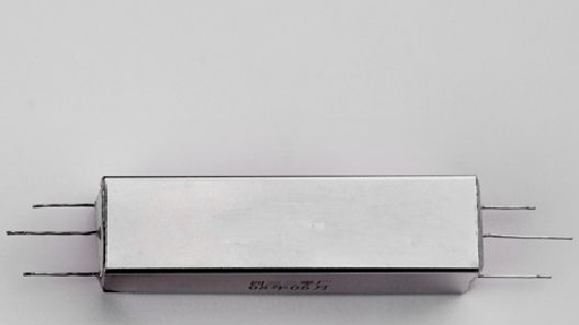 LT7~8型低频窄带陶瓷滤波器