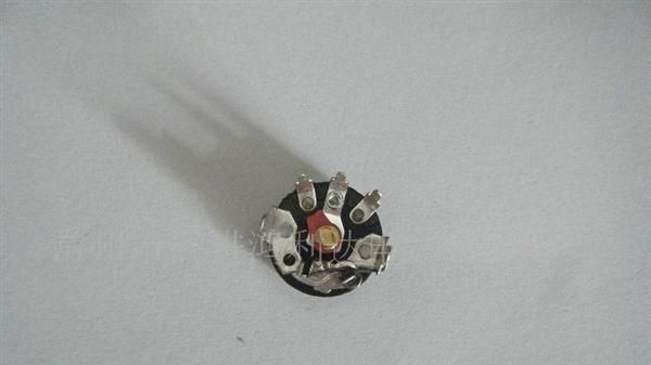 鸿利达工厂生产RV12-K6带开关旋转式合成碳膜电位器