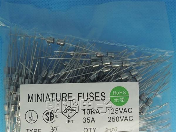带引脚保险管 5A 电流 250V 3*10MM 圆柱形环保