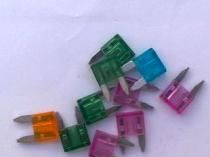 销售插片保险丝35A汽车保险丝
