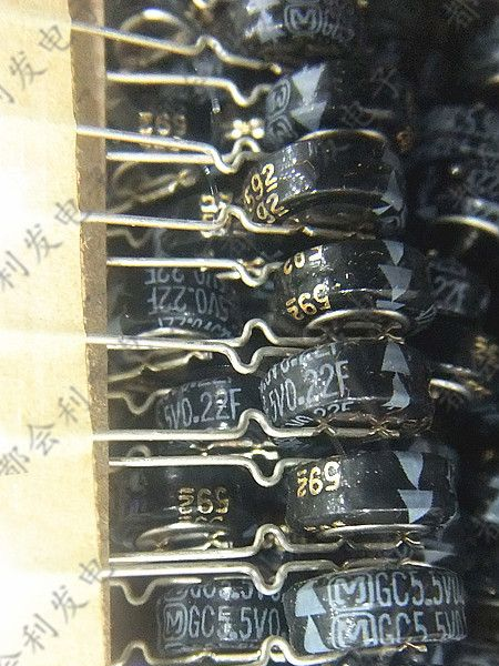 供应全新松下超级法拉电容5.5V0.22F 铁线引线脚 EECSEOH224 P=5mm