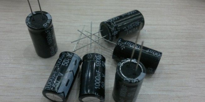 供应环保电解电容50V1000UF