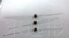 厂家直销磁珠电感1.3X3.5X3/4T