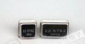 正方形 长方形 钟振晶振 22.5792MHZ