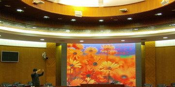 led户外显示屏深圳厂家