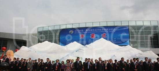 供应户外防水性能好使命寿命长显示效果好的户外全彩显示屏供应商