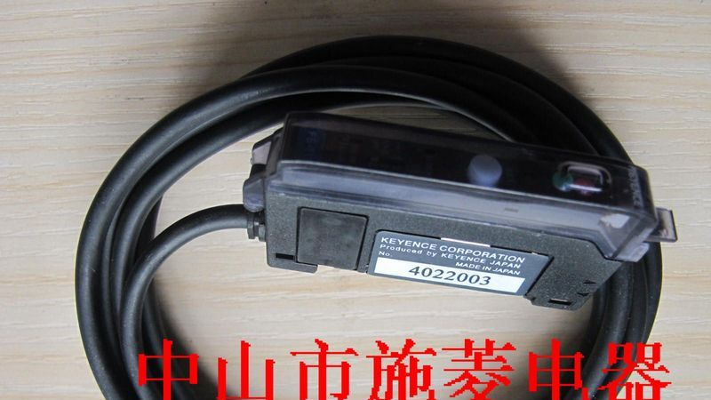 供应KEYENCE基恩士FS-V12 光纤放大器 传感器